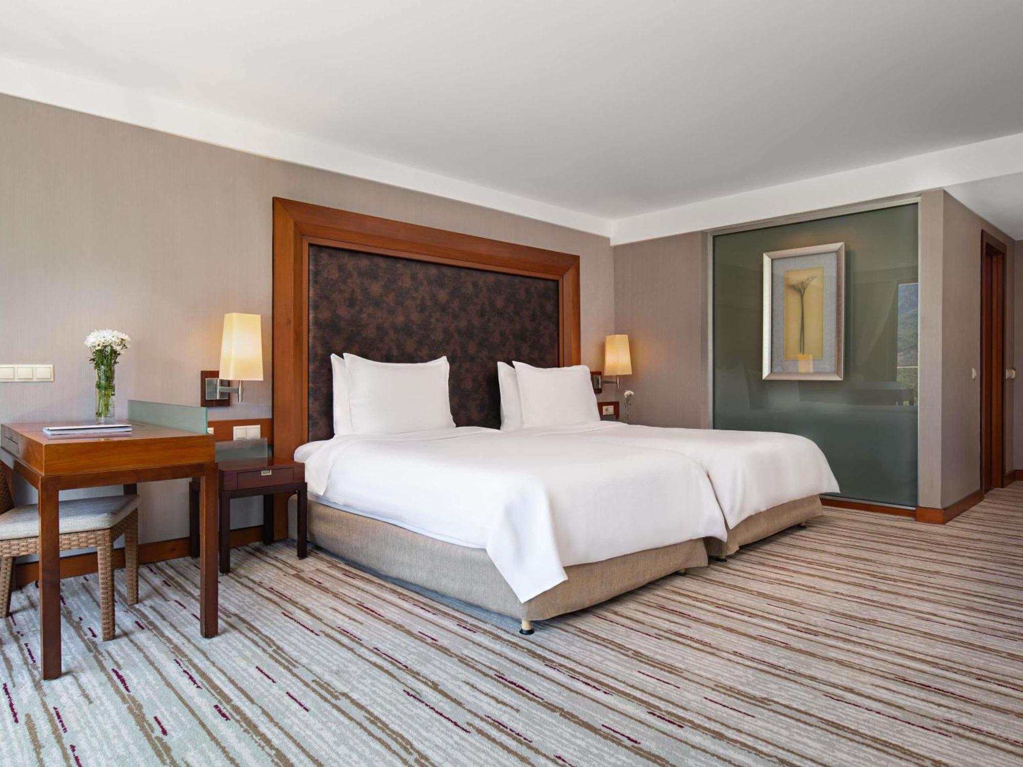 Rixos Sungate - The Land Of Legends Access Hotel เบลดิบี ภายนอก รูปภาพ