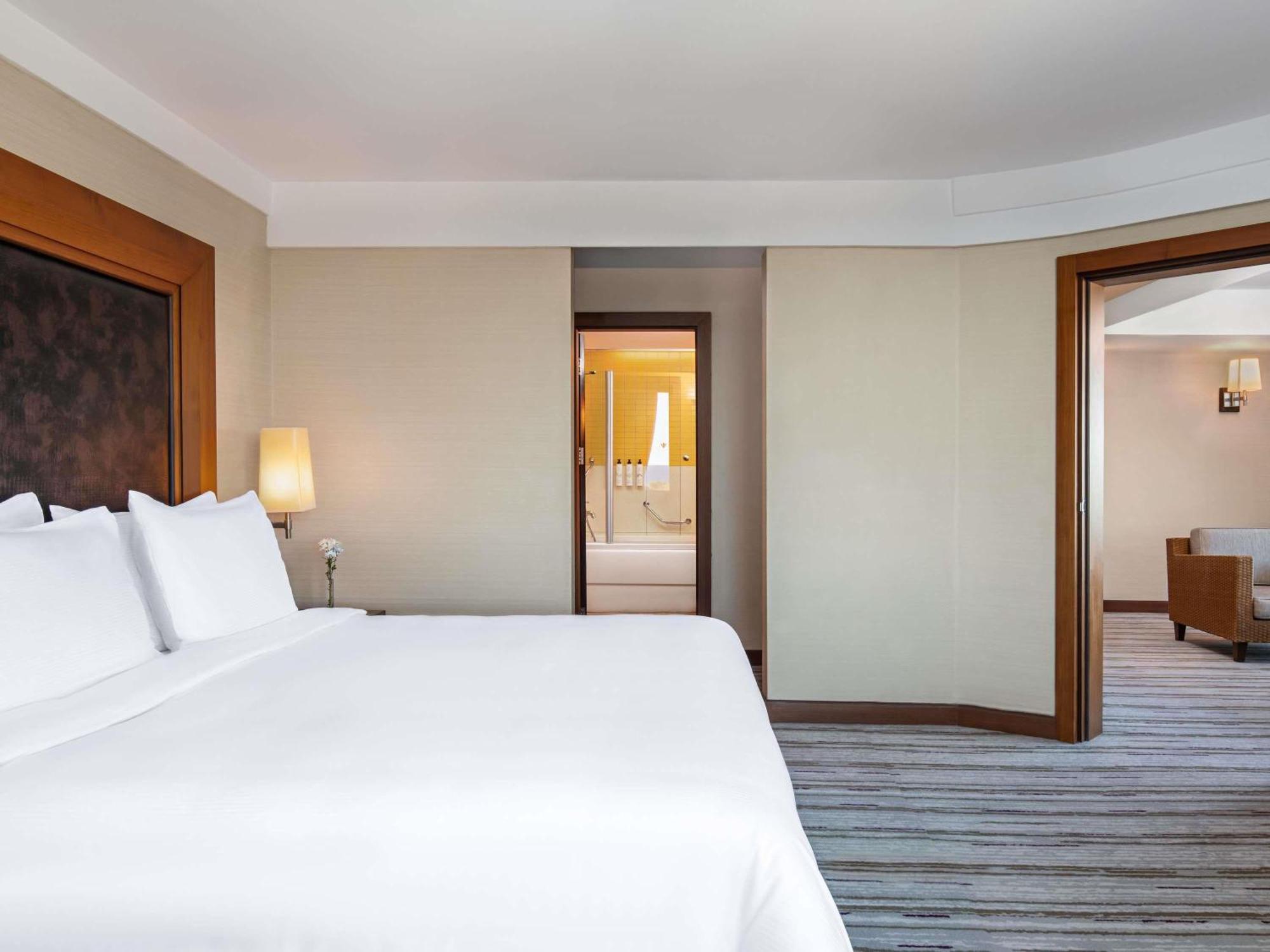 Rixos Sungate - The Land Of Legends Access Hotel เบลดิบี ภายนอก รูปภาพ